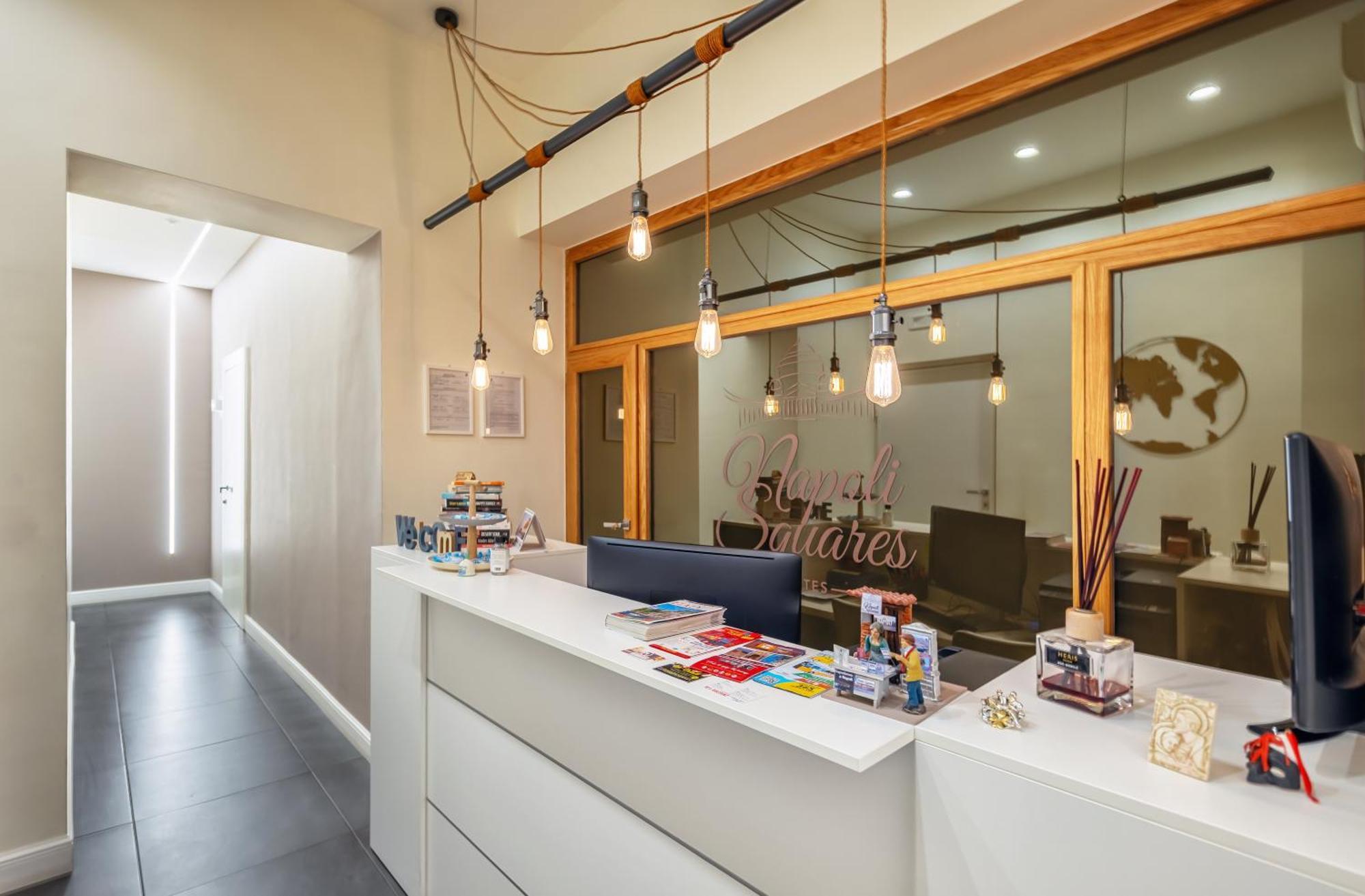 Napoli Squares Suites ภายนอก รูปภาพ