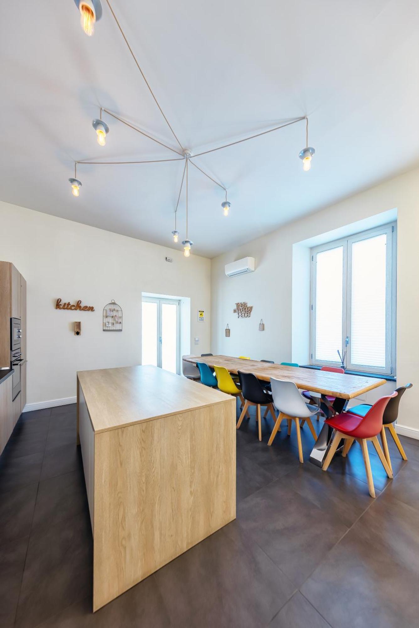 Napoli Squares Suites ภายนอก รูปภาพ