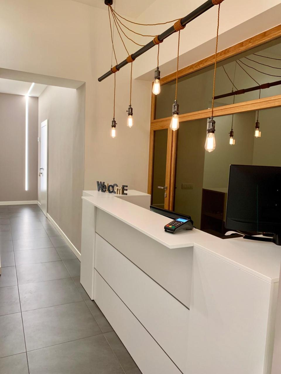 Napoli Squares Suites ภายนอก รูปภาพ