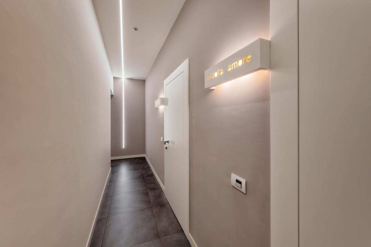 Napoli Squares Suites ภายนอก รูปภาพ