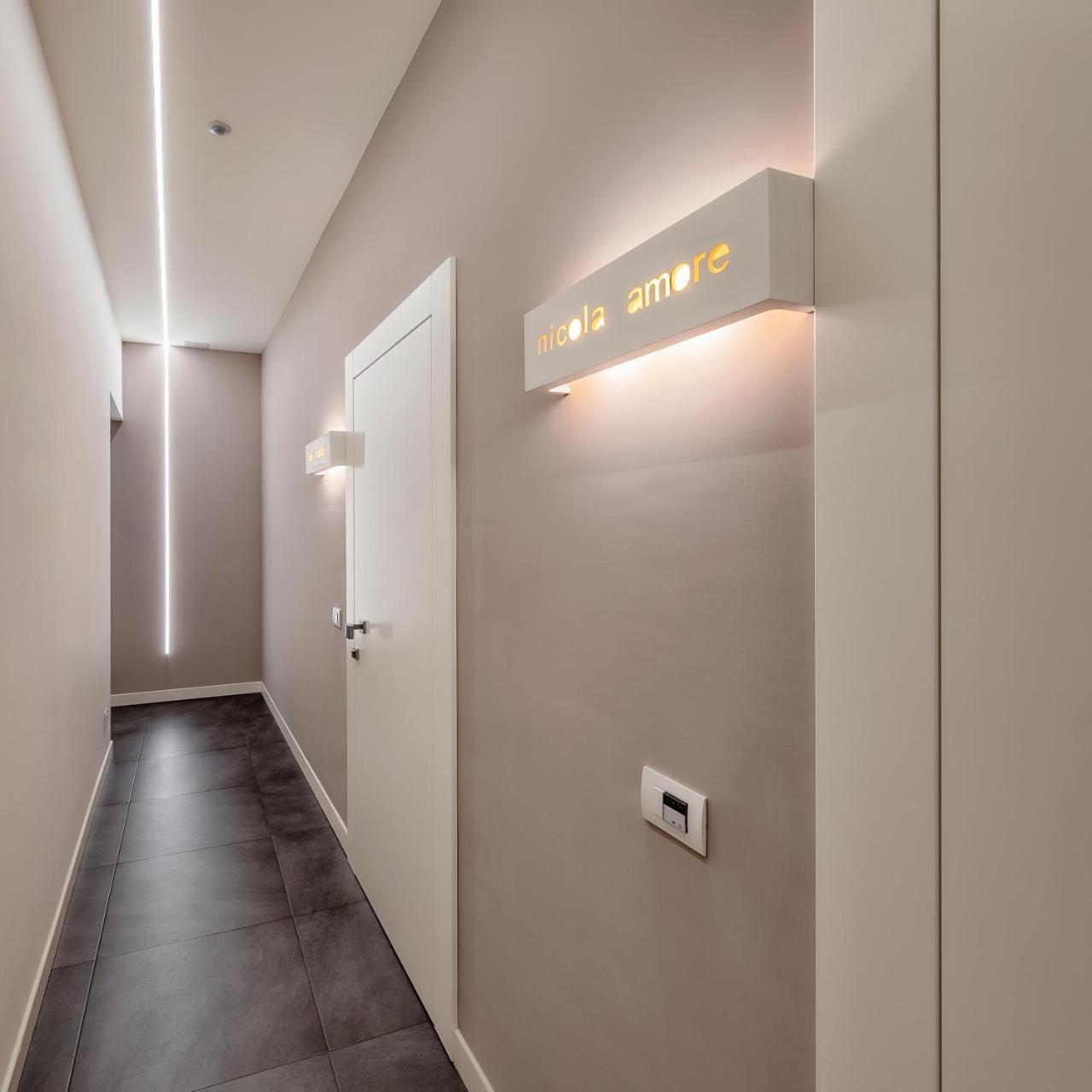 Napoli Squares Suites ภายนอก รูปภาพ
