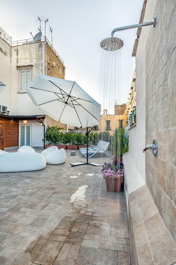 Napoli Squares Suites ภายนอก รูปภาพ